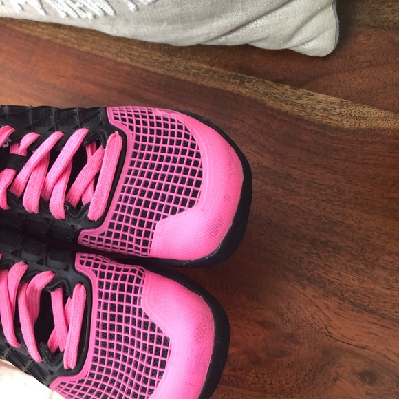 Reebok Crossfit CF ladies 6 1/2 tennis shoe - Picture 5 of 15